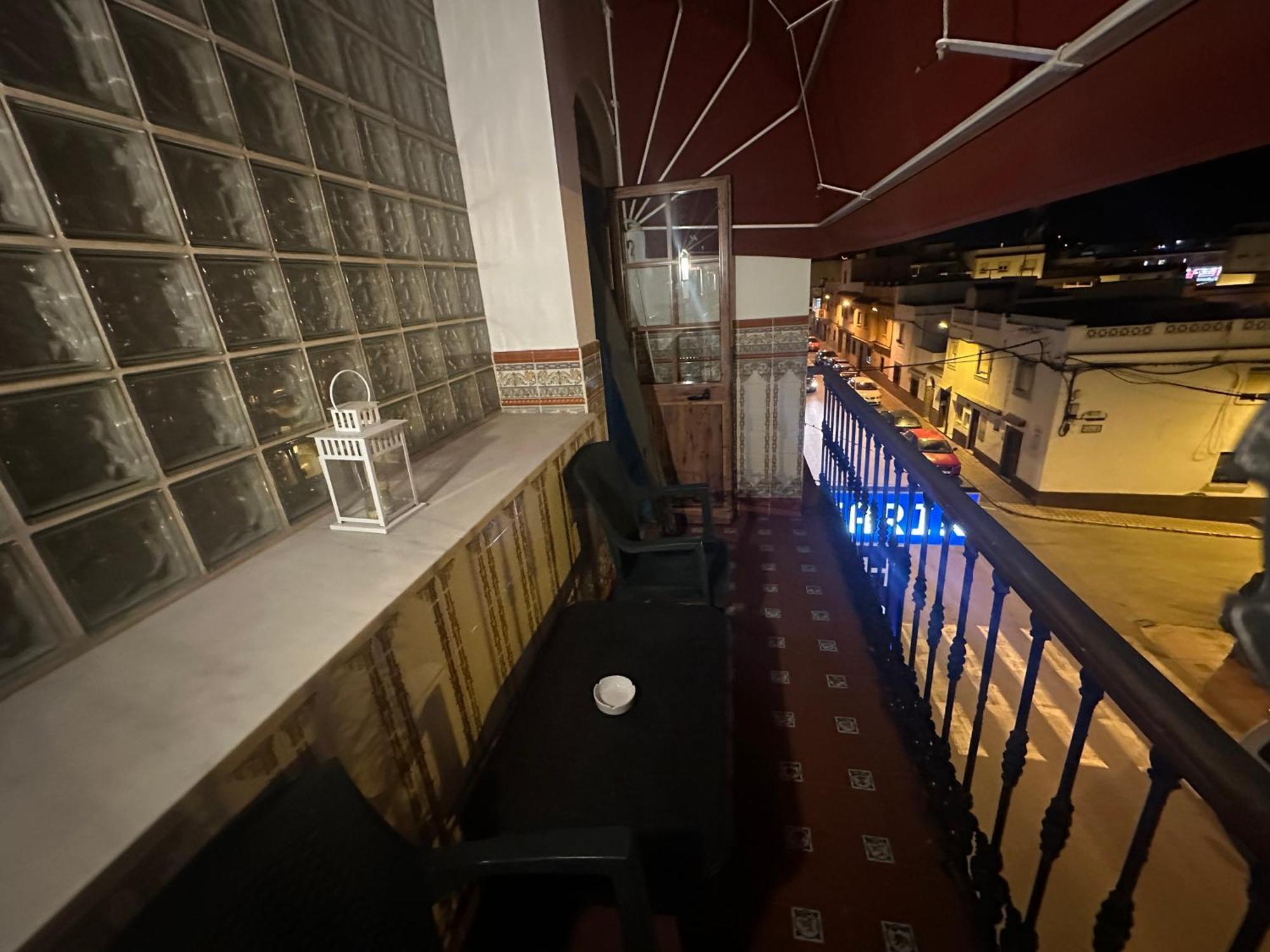 Готель Hostal Tarik Таріфа Екстер'єр фото